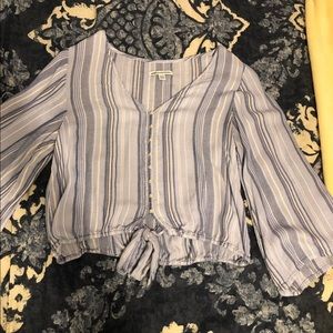 American Eagle Cropped Long Sleeve Shirt